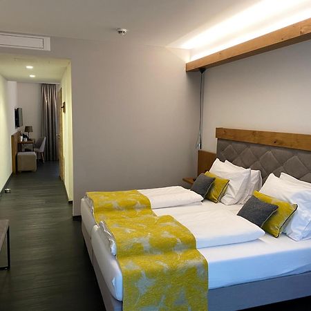 Hotel Poeltnerhof à Weilheim in Oberbayern Extérieur photo